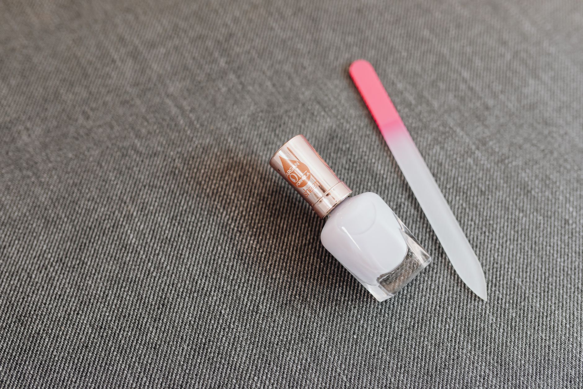 Jak czyścić akcesoria do manicure? Higiena domowego zestawu